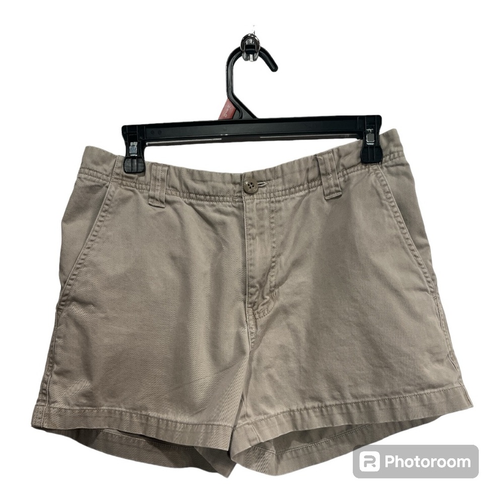 Old Navy Khaki Shorts size 8. Perfect for summer